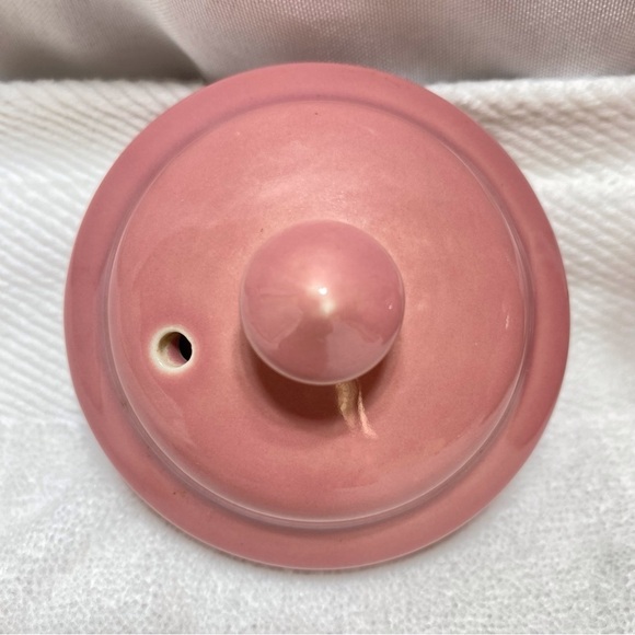 Vintage in EUC. Adorable pink ceramic pottery teapot - Picture 4 of 13